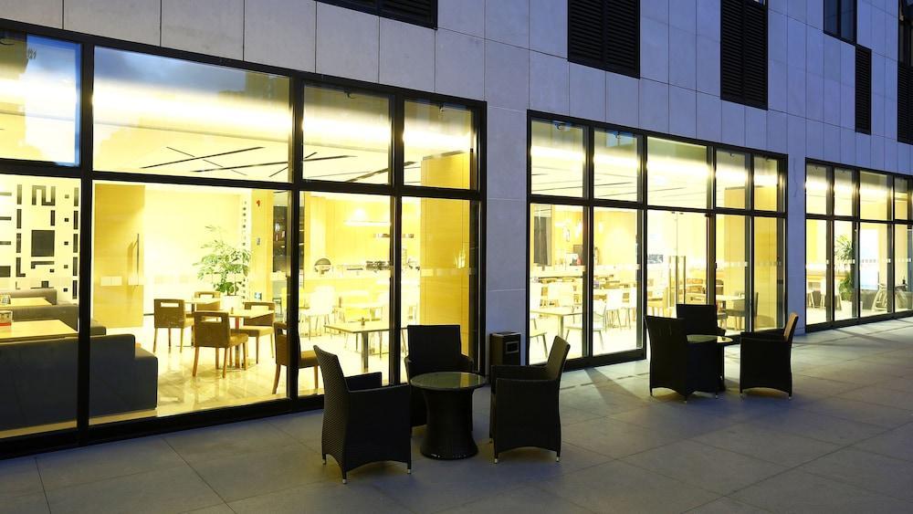 Holiday Inn Express Shanghai Gongkang By Ihg Zewnętrze zdjęcie